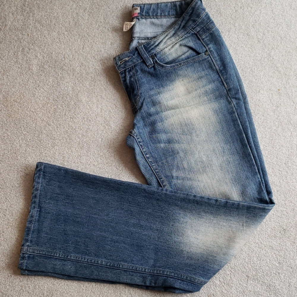 Route 66 Flare Curvey Fit Faded Jeans, sz 4